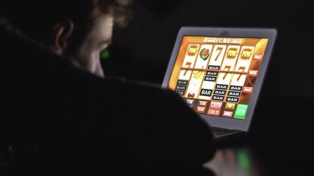 Spin controls and bet adjustment